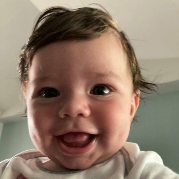 Meet your Posher, Isabelle - Picture 1 of 1